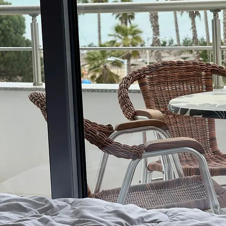 Ajan Alushani Apartmán Golem (Tirana)