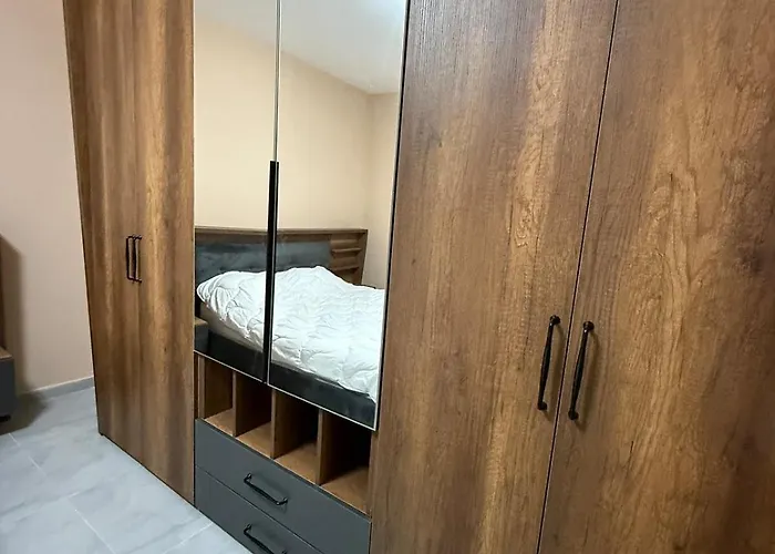 Apartamento Ajan Alushani *