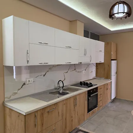 Apartament Ajan Alushani